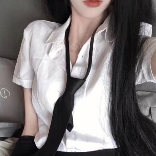 女猫